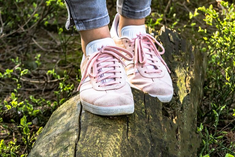 Ontdek de nieuwste Diadora sneaker trends voor een stijlvolle look!